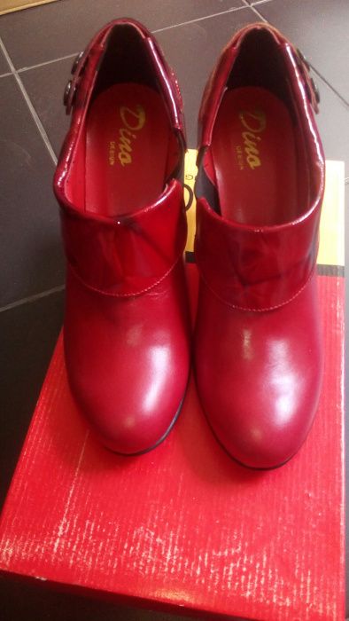 Pantofi din piele, marca Dino, nr.37
