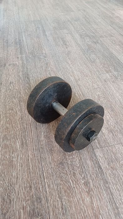Продам Гантель 16кг