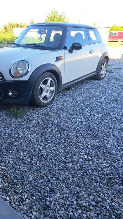 Vând urgent mașină Mini Cooper