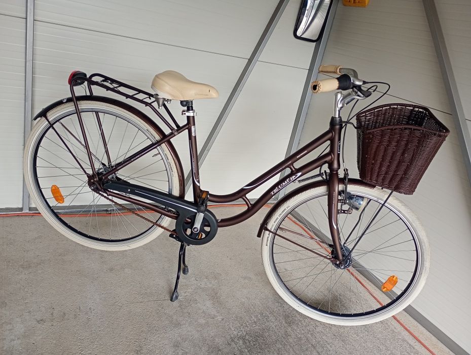 Vând bicicletă clasică TRIUMPH,cu 7 vit Nexus,frână picior,stare f bun