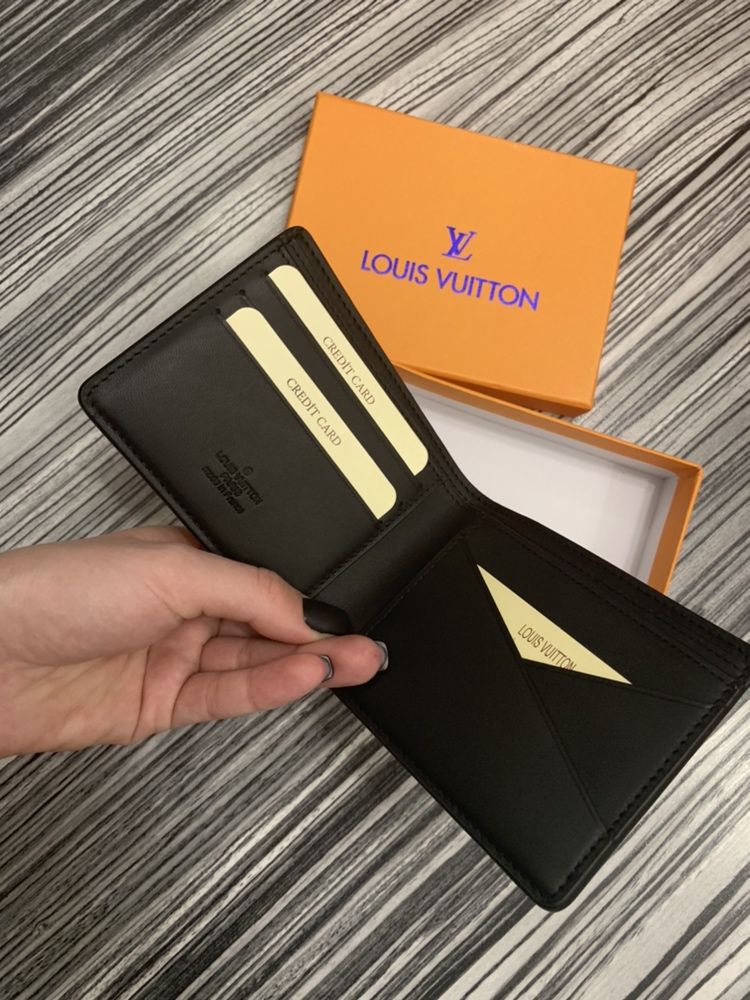 Portofel Louis Vuitton ! Calitate superioara-Poze reale 100%