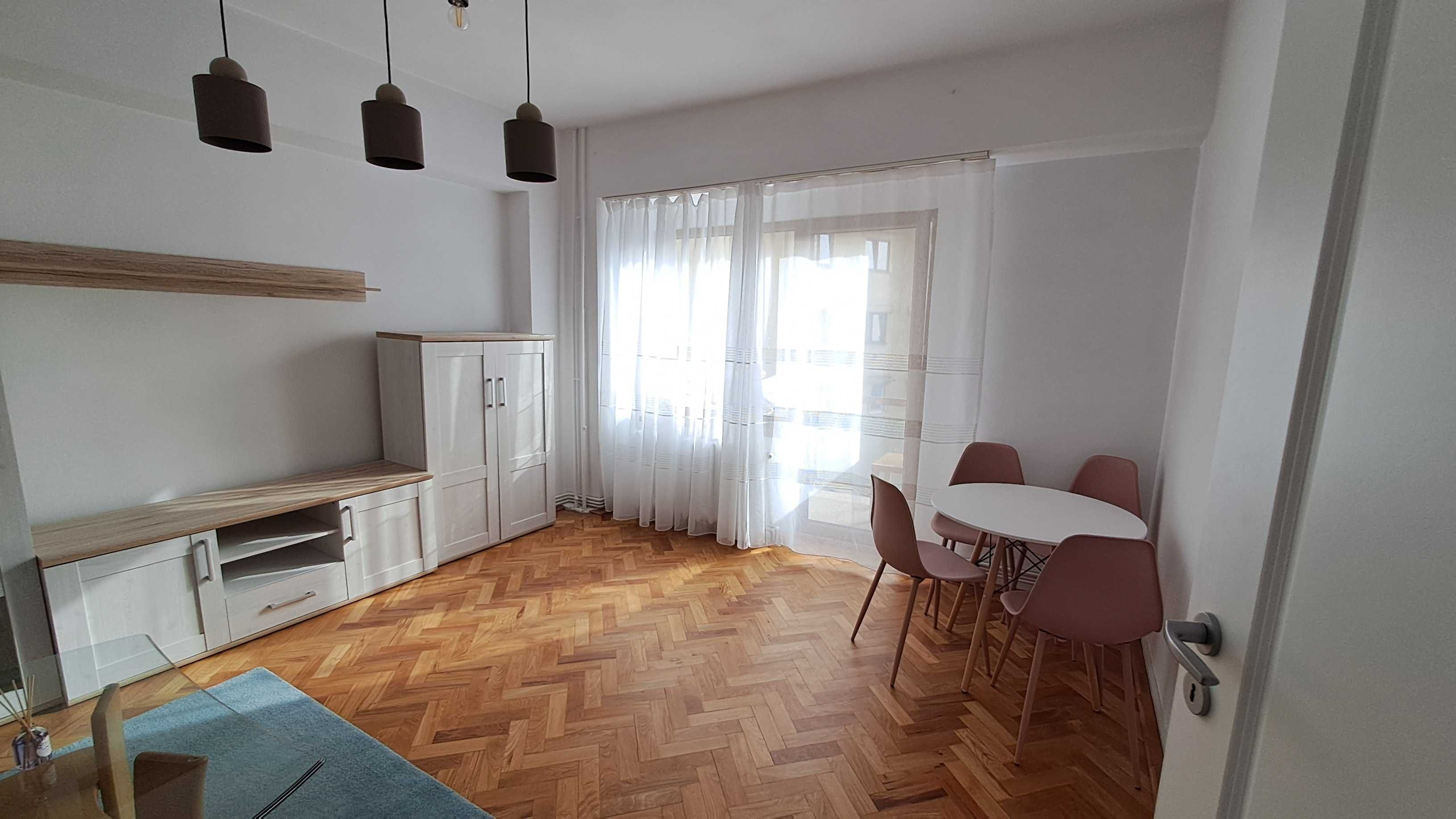 Inchiriere apartament ultracentral