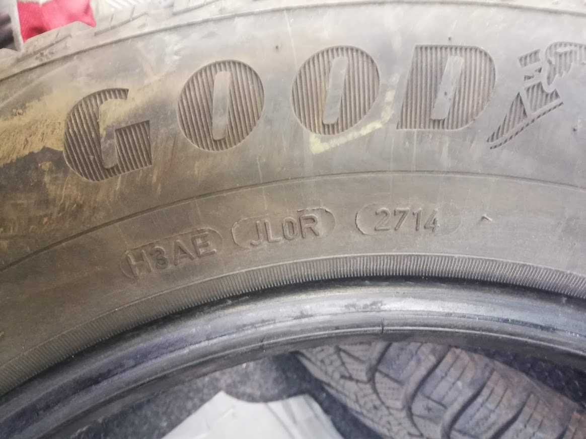 Зимни гуми Good Year Ultragrip 9 195/65/15 2 броя.