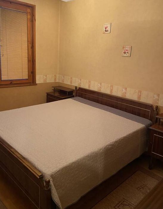 Двустаен апартамент под наем в кв. Въстанически