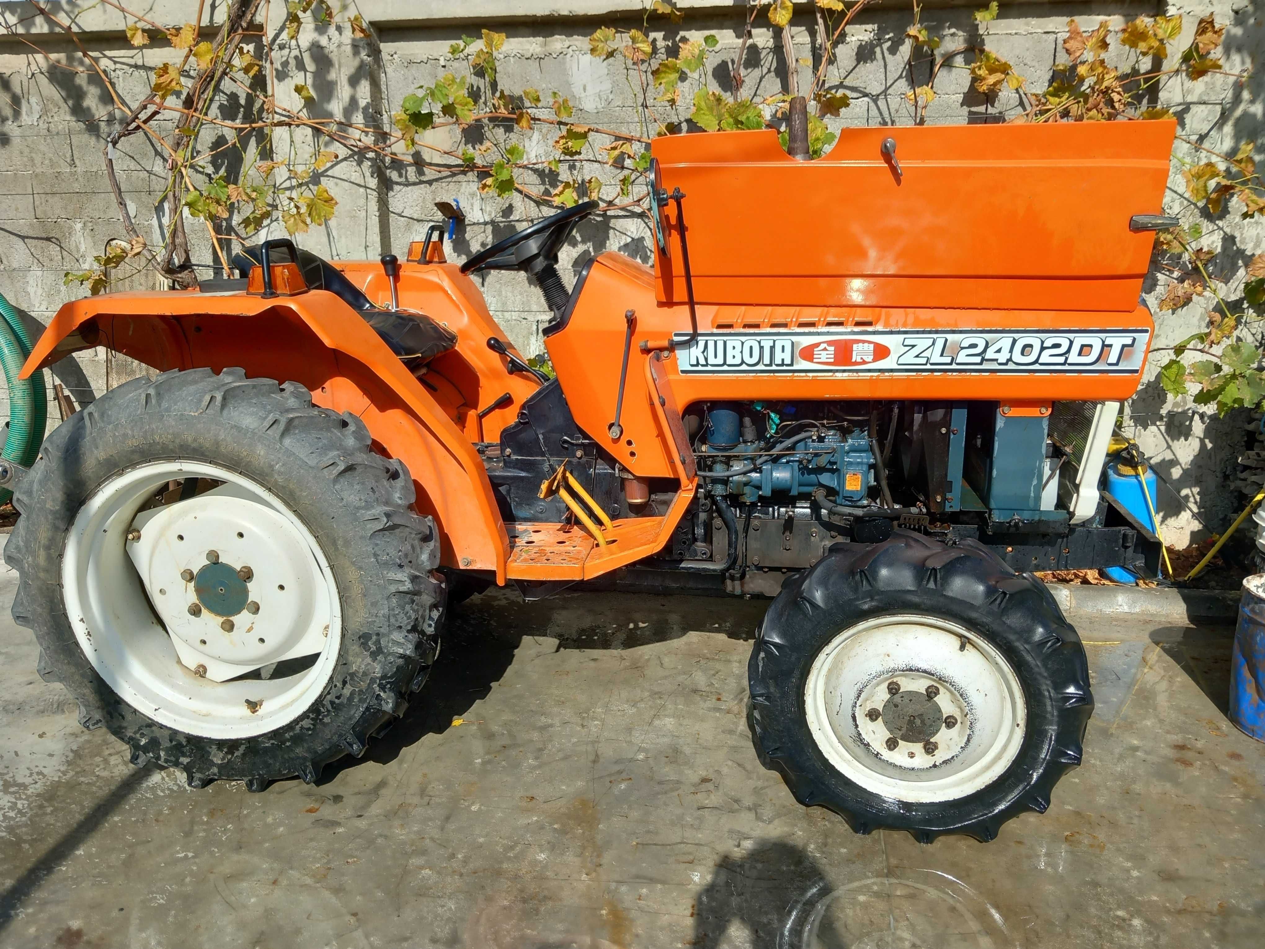 Трактор KUBOTA ZL2402DT