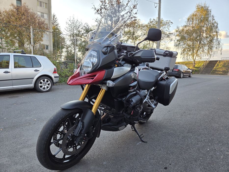 Suzuki v strom 1000