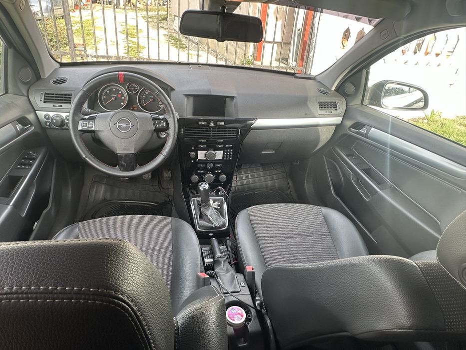 Vând Opel Astra H!