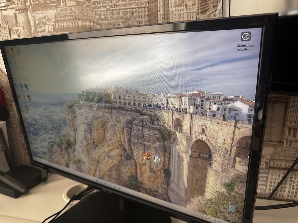 Монитор Acer 2021 года + клавиатура