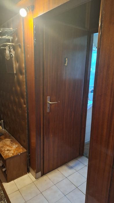 Продавам четиристаен Апартамент