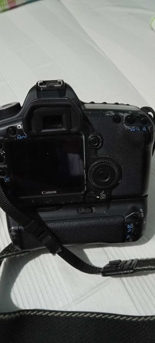 Canon eos 5d mark 2 cu objectiv 28-135mm
