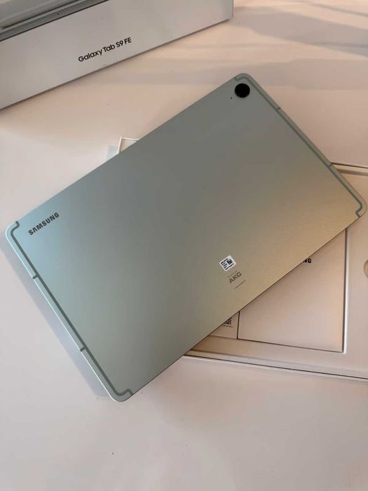 Samsung Tab s9 FE Mint
