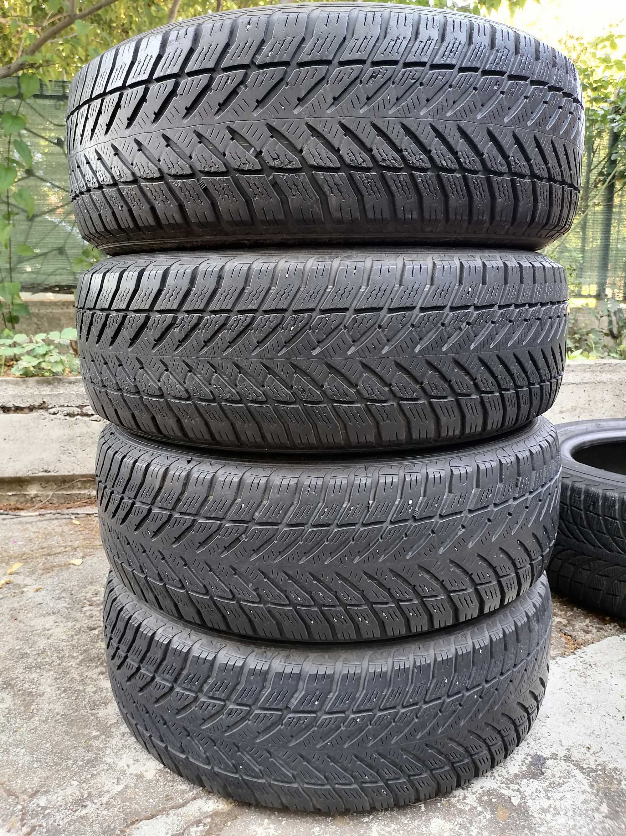 225/65/17 4бр.Goodyear Зимни гуми