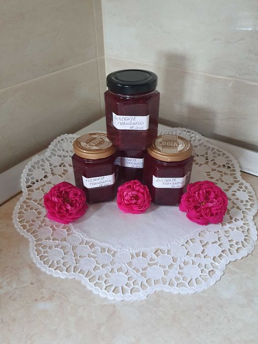 Dulceata din petale de trandafir