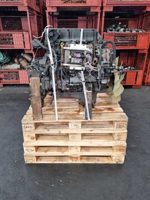Motor DXI5 190-EC06 pentru camioane Renault - Piese de motor Renault