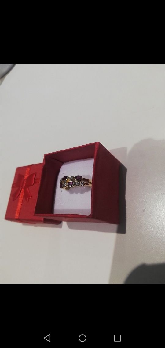 Inel Aur 18k (italia) cu Rubine și Diamante