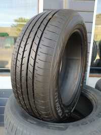 215/55R17 Yokohama AE51