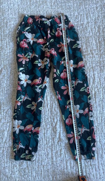 Спортен комплект RESERVED за момиче - размер 140-146см.