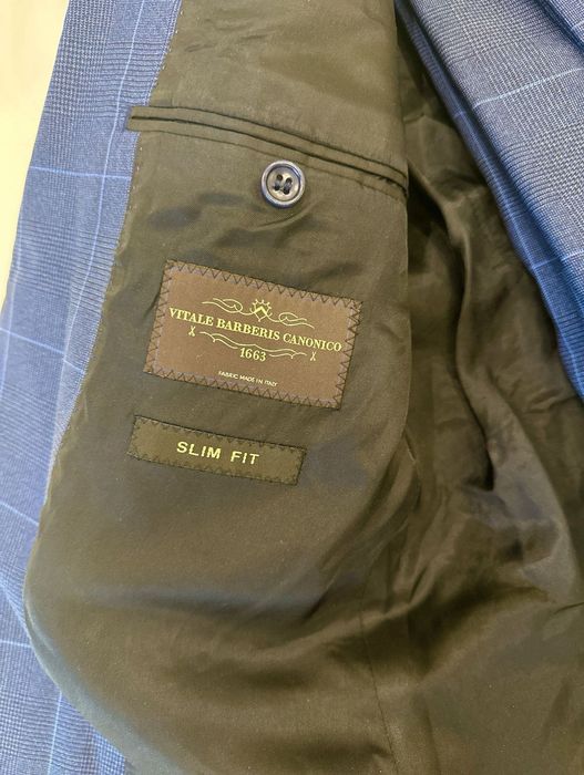 Мужской костюм Bagozza. Цена в бутике 900 $