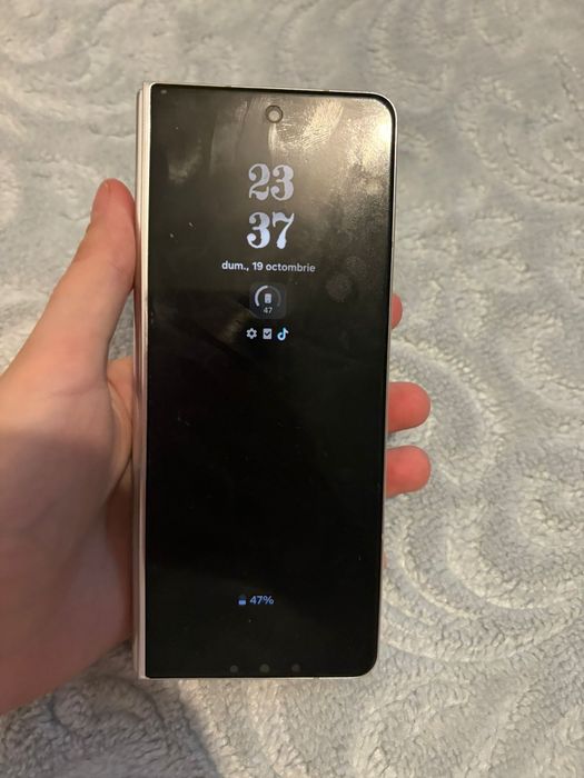 Samsung Galaxy Z Fold5
