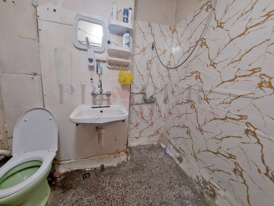 Двустаен Панелен Апартамент в ж.к. Бузлуджа