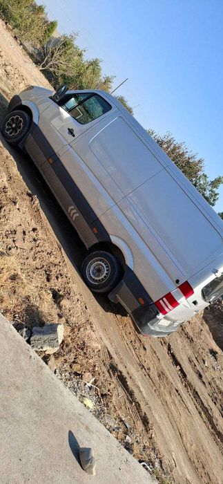 Sotiladi: Mercedes Sprinter (2012 yil)