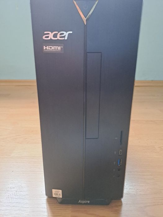 Настолен копютър acer