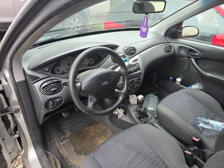 Форд фокус 1.8 90кс на части