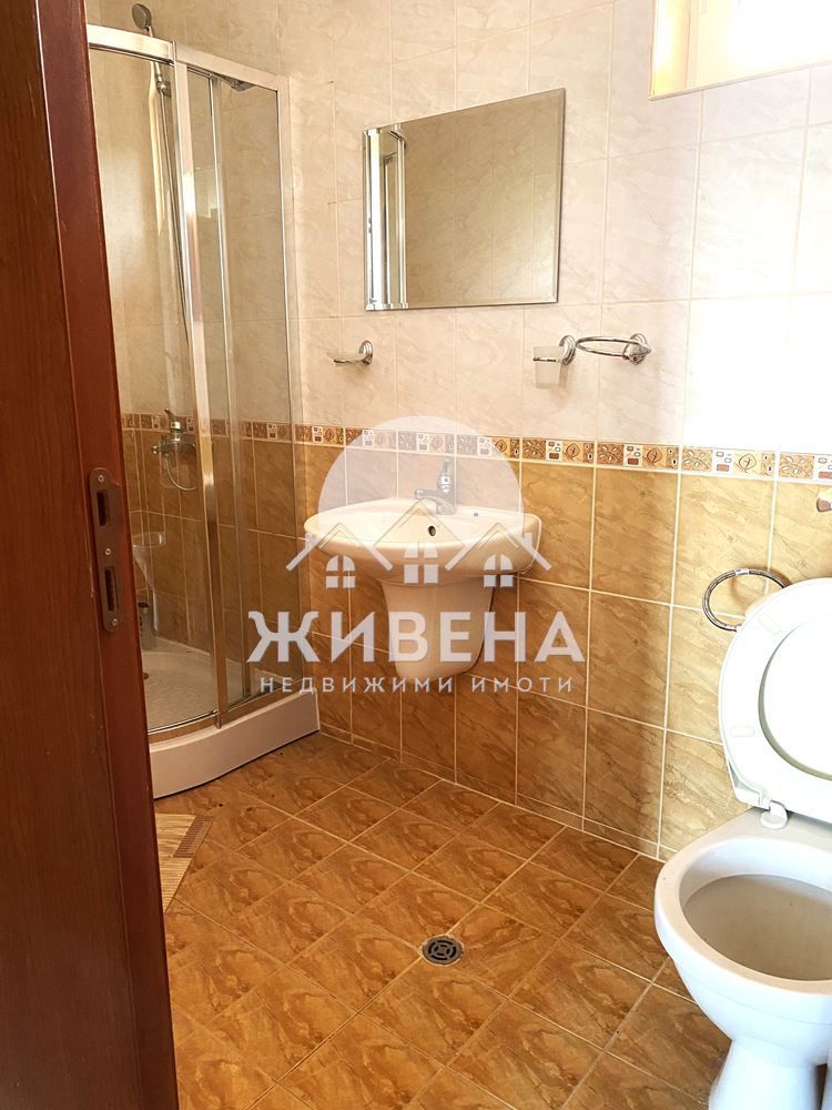 Продавам 3-стаен мезонет с ГАРАЖ в с.Божурец, площ 189 кв.м
