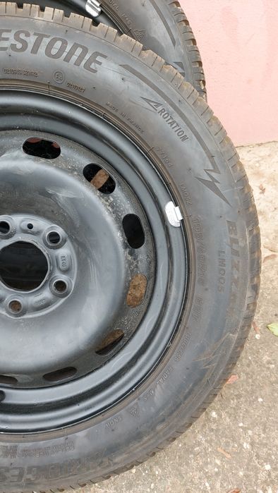 Bridgestone iarna + jante de tabla