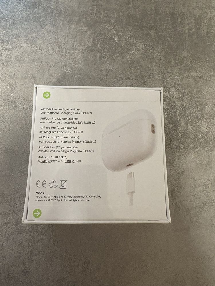 Слушалки AirPods Pro (2nd generation)