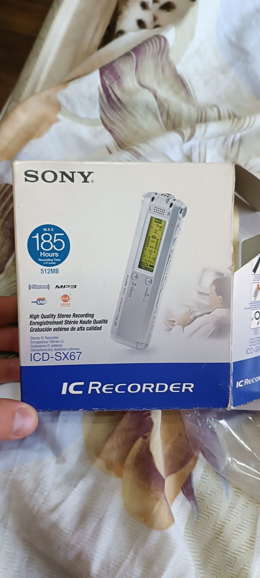 Стерео диктофон Sony idc-sx67