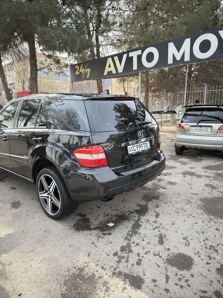Mercedes Benz ML350 4 matic