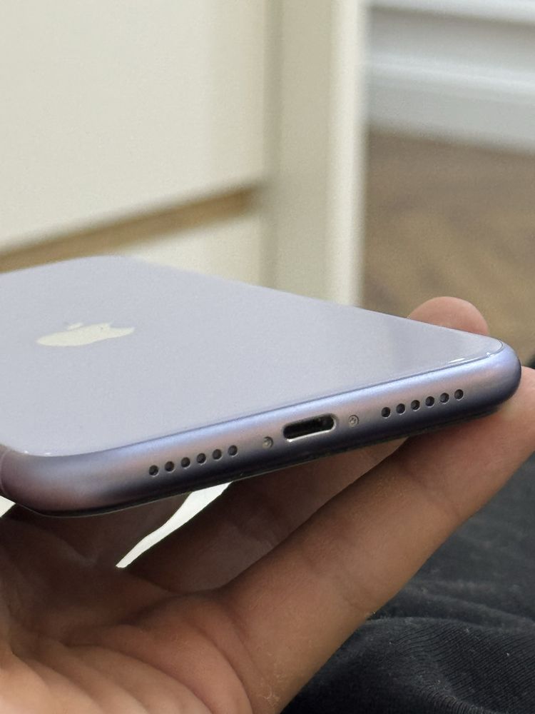 Продам айфон 11 iphone 11