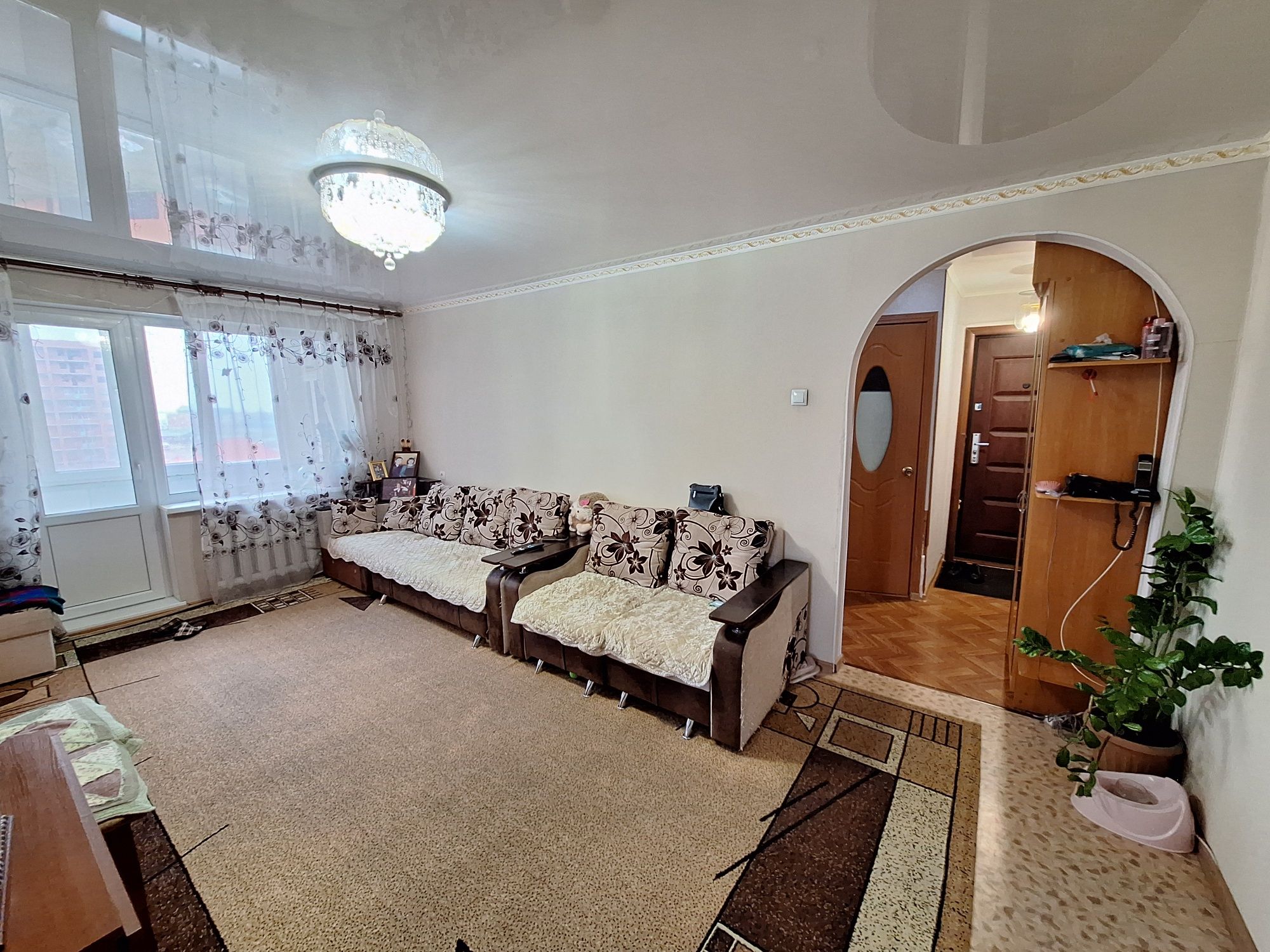 3-х комнатная квартира улучшенной планировки район Ахтамара, Народных