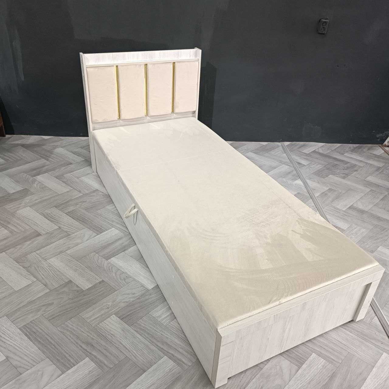 Divan-Krovat bir kishilik yotoq. 2.10x90
