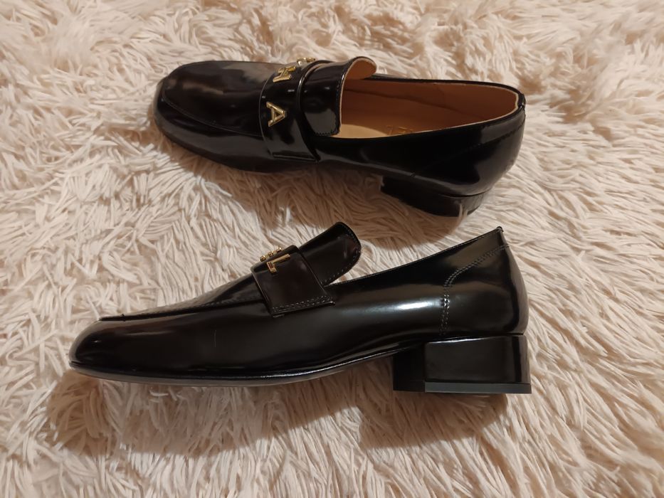 Chanel ест.кожа  обувки