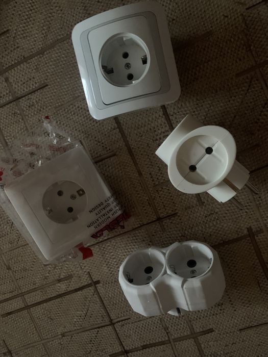 Розетки новые