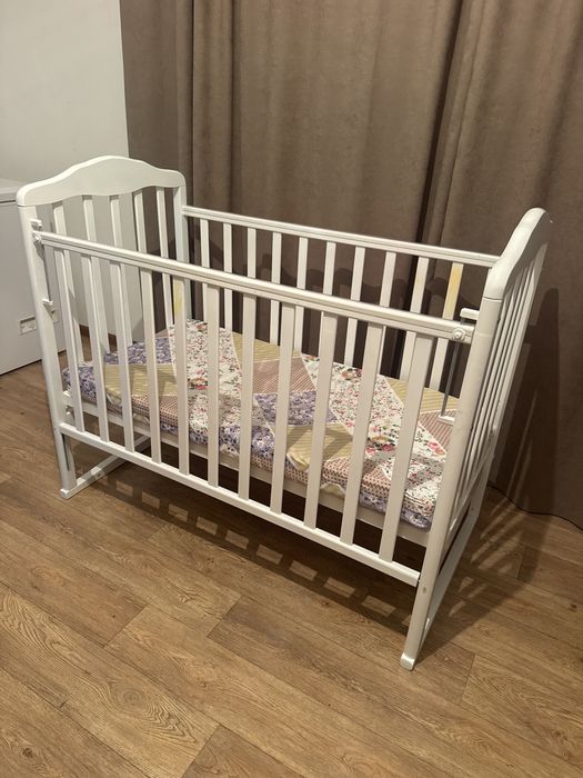 Продам кровать детскую