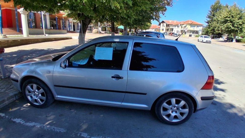 Фолксваген Голф бензин