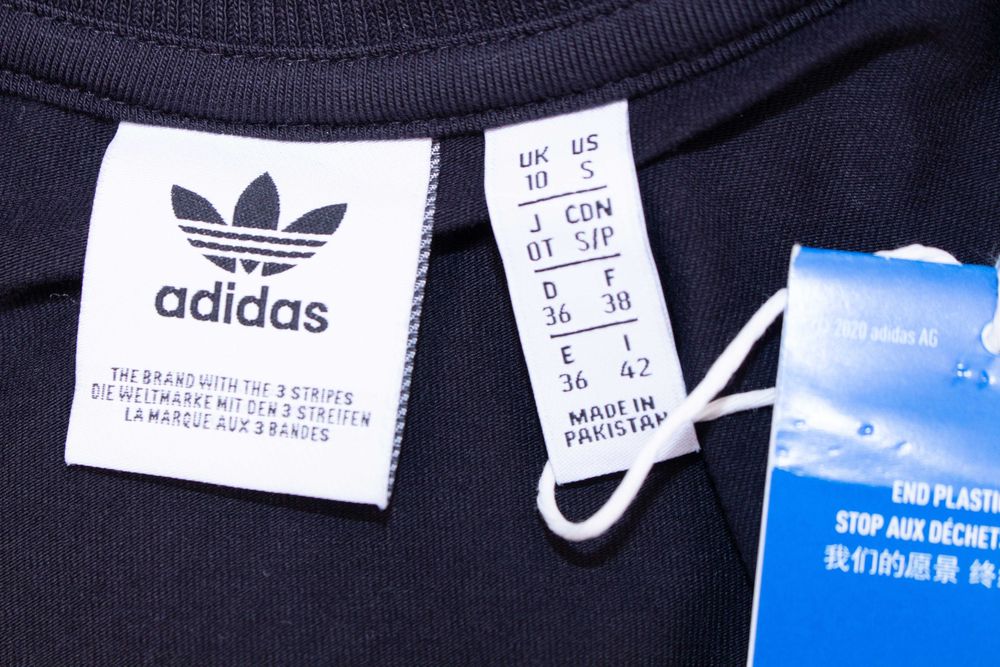 Adidas оригинална дамска рокля черна 3 stripes dress S нова