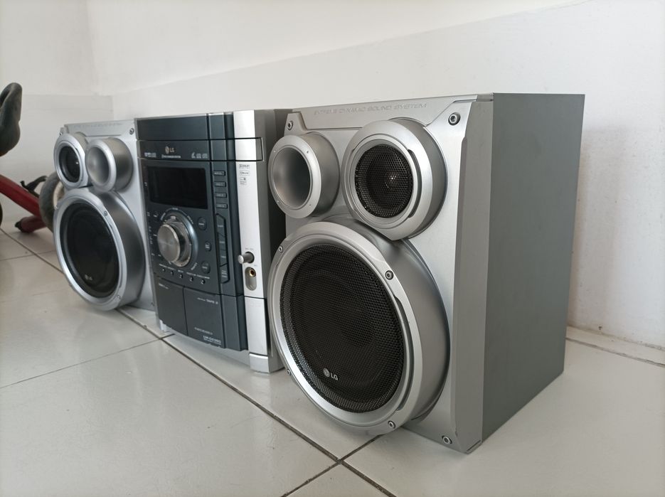 LG центр sotiladi