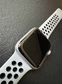 Неизползван Apple Watch Nike