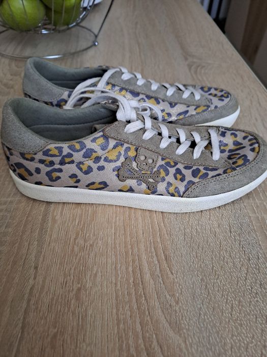 Vand sneakers Scalpers