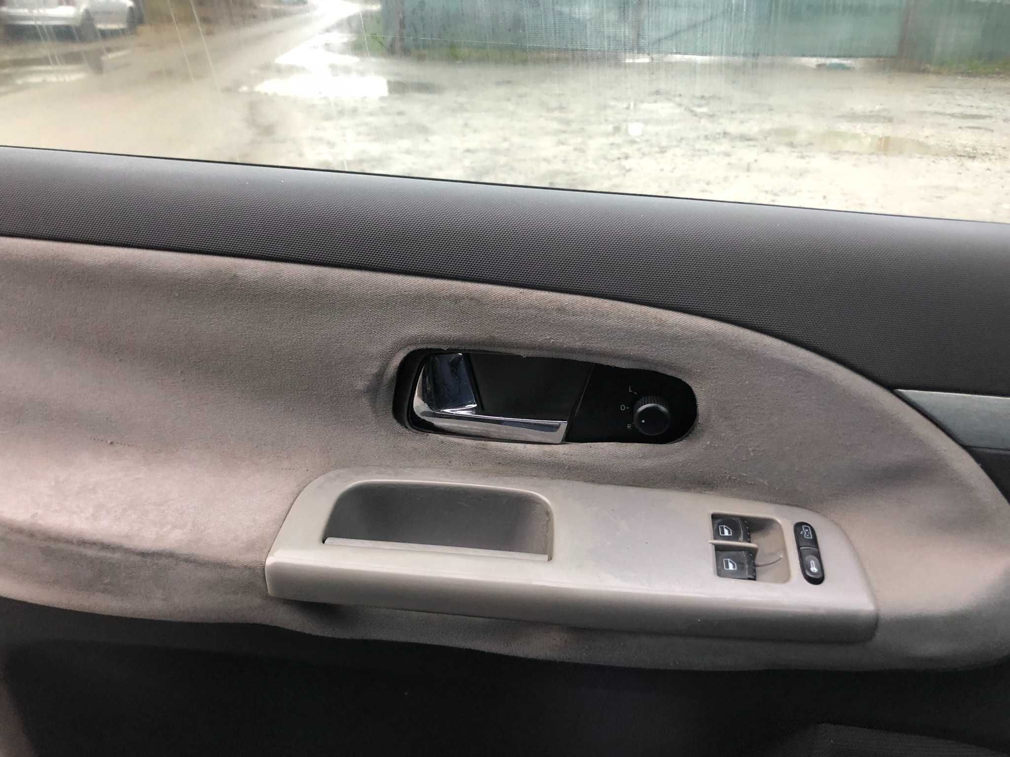 Piese din dezmembrari VW Sharan 2.0TDI BRT 7 locuri 2007