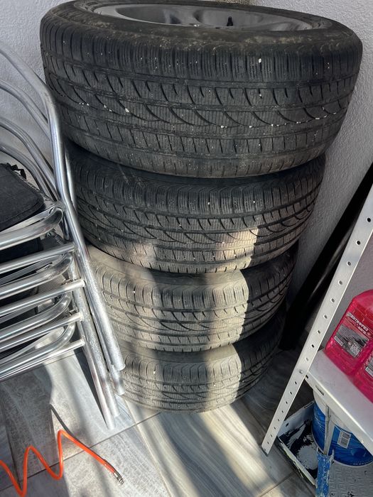 Гуми с джанти от БМВ -х5 18ц