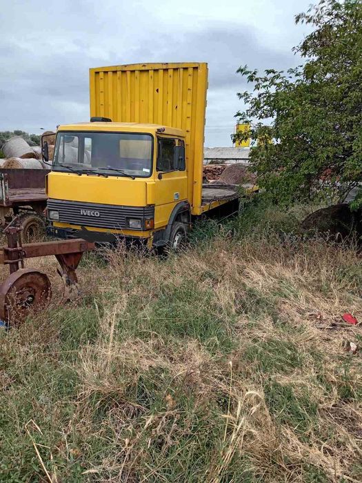 Продавам камион IVECO