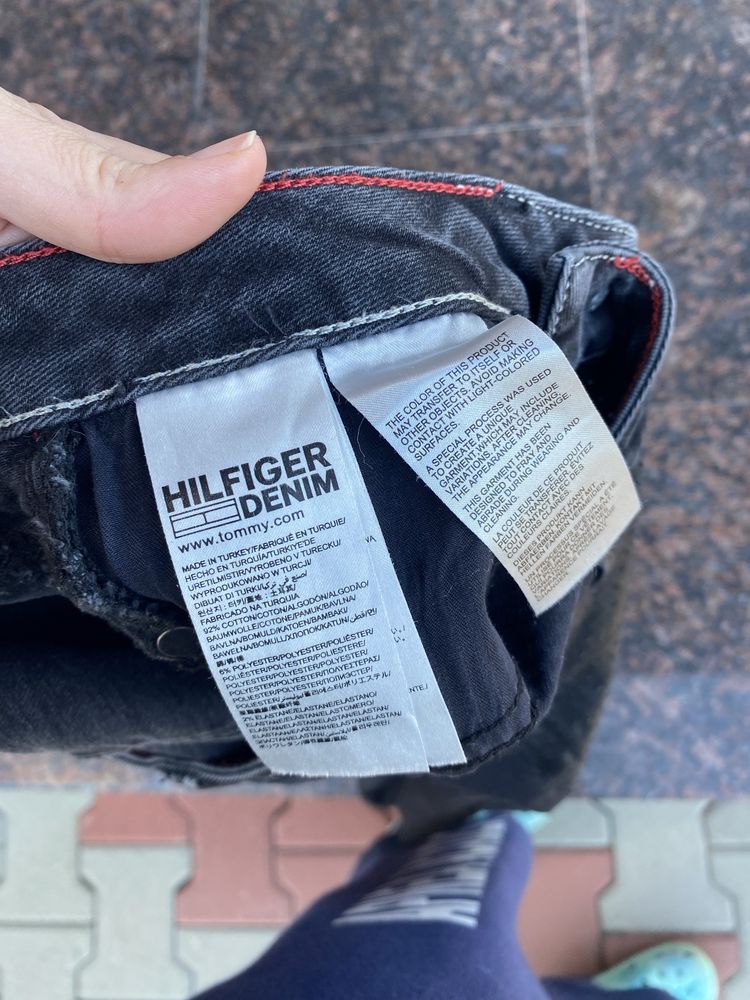 Blugi dama Tommy Hilfiger!