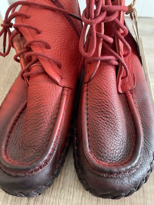 Продаются ботинки