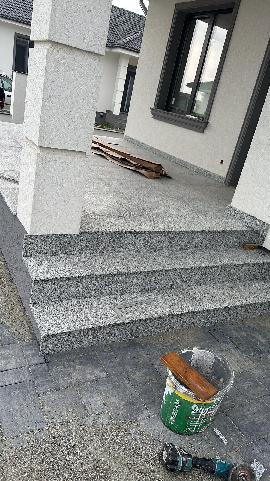 Casa de vânzare superfinisata în BISTRITA(zona strada Caprioarei)