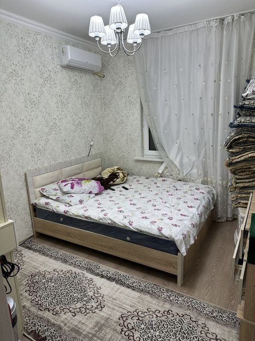 Choshtepada 3 xona sotiladi 70,000 ming kelishamiz